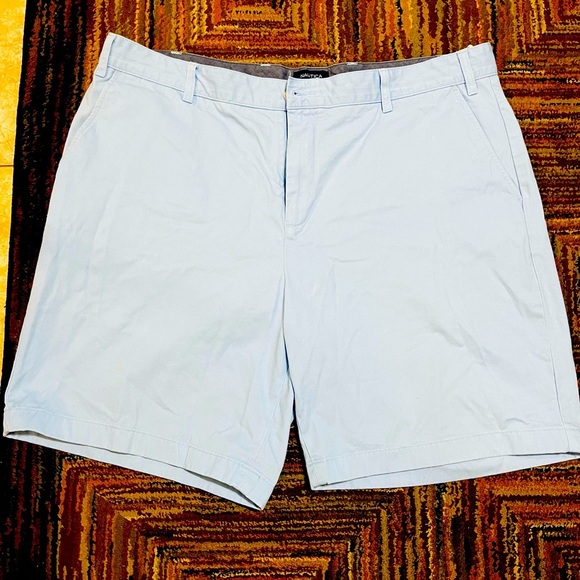 Nautica Golf Chino Shorts Mens Size 42 W Cotton Light Blue Color - Picture 1 of 7